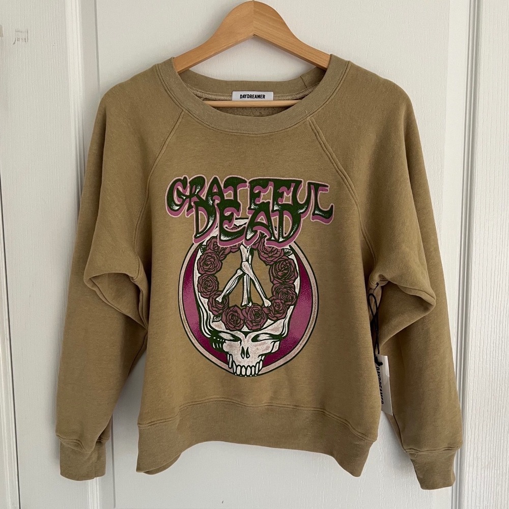 NWT Daydreamer Grateful Dead Skull & Roses Graphic Raglan Sweatshirt Boho Hippie - Picture 1 of 10